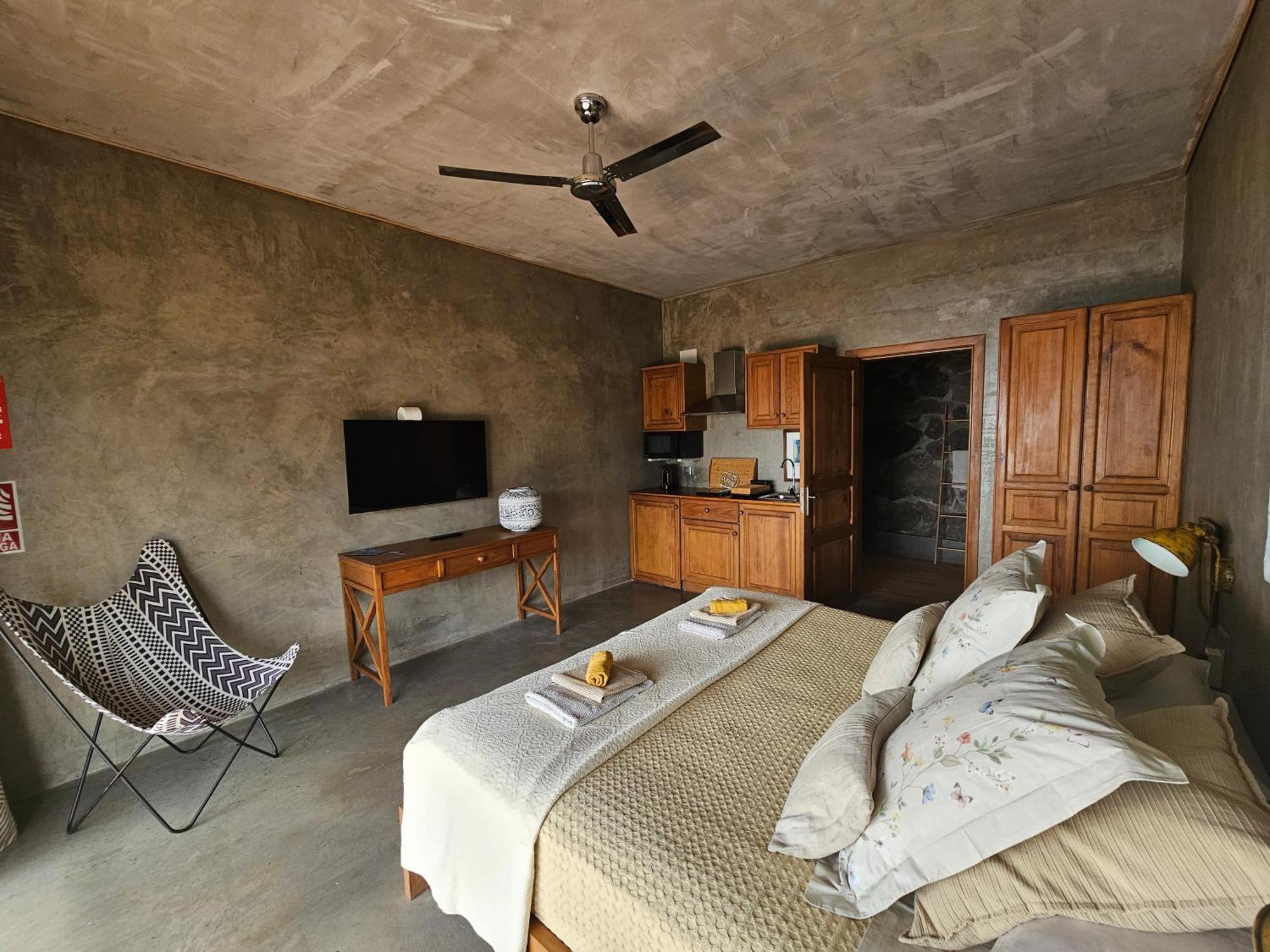 Les Terrasses Suites Calheta  Exterior foto